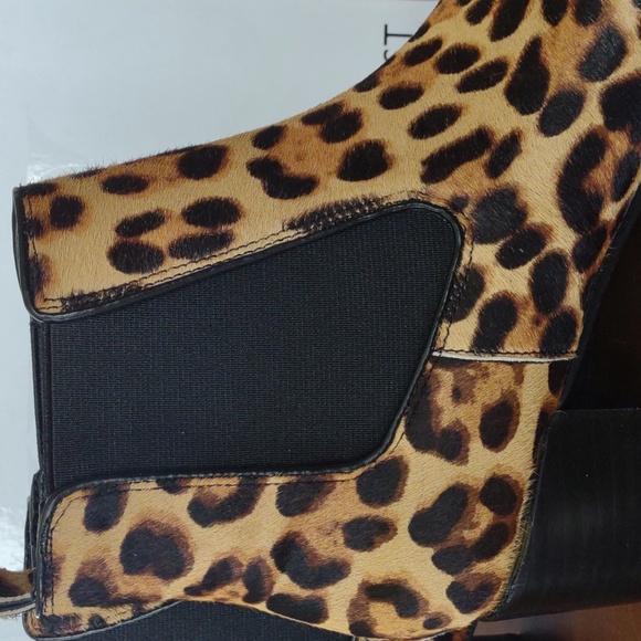 Nine West calf hair animal print Chelsea ankle bootie - Picture 4 of 11